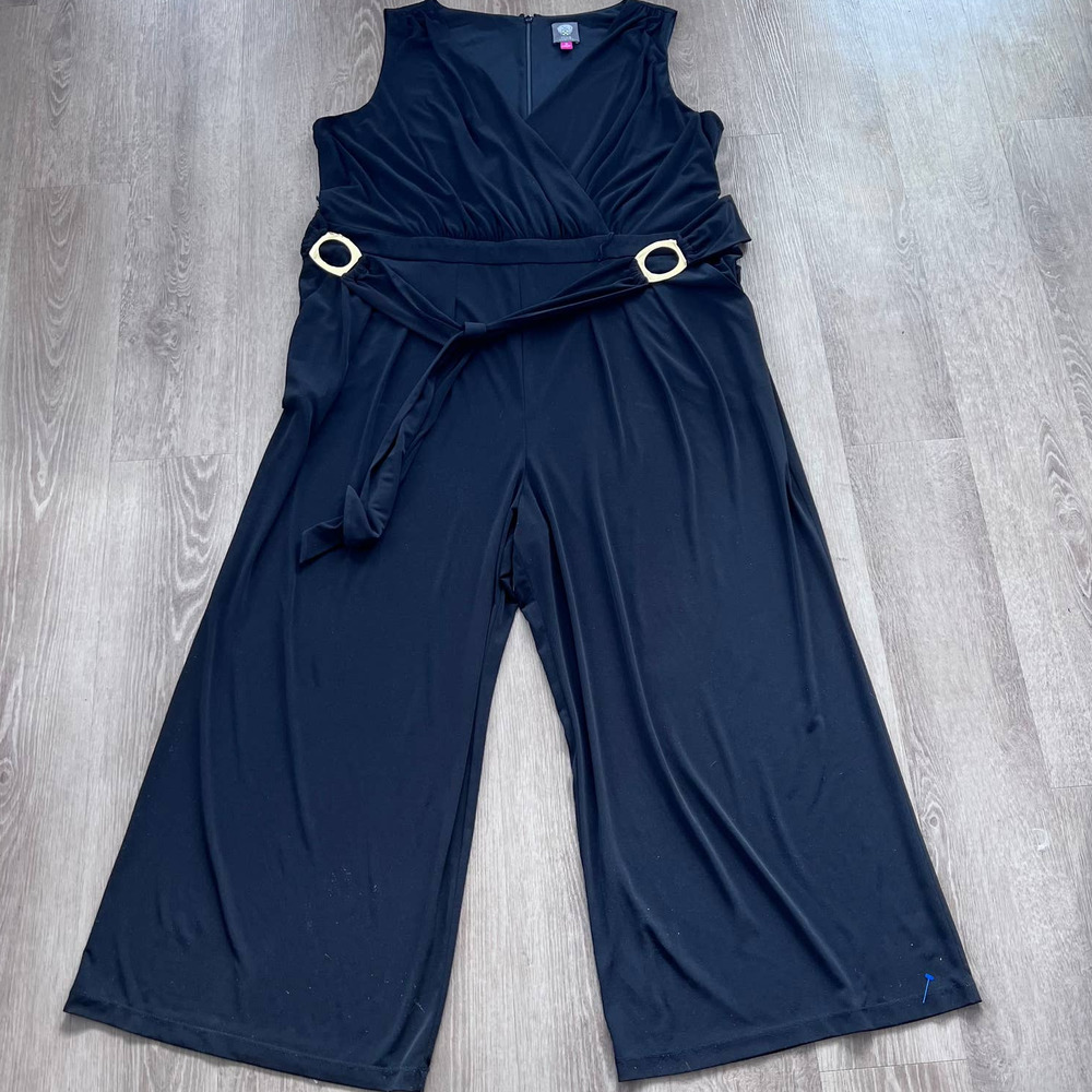 Vince Camuto 3 XL Black w Gold Plated Belt Pantsuit Romper